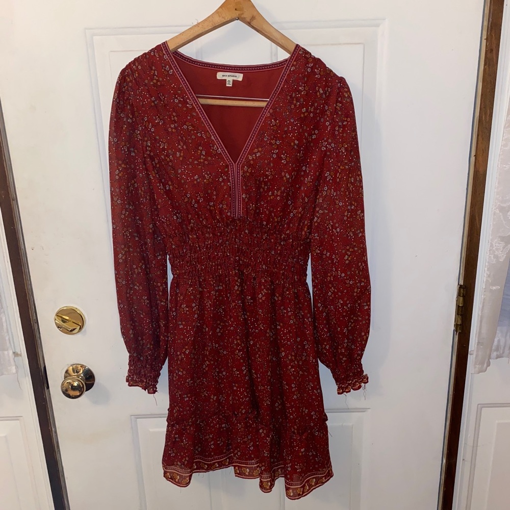 Floral V neck midi dress